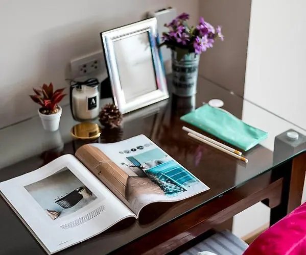 호텔 Mermaid Suites & 4*